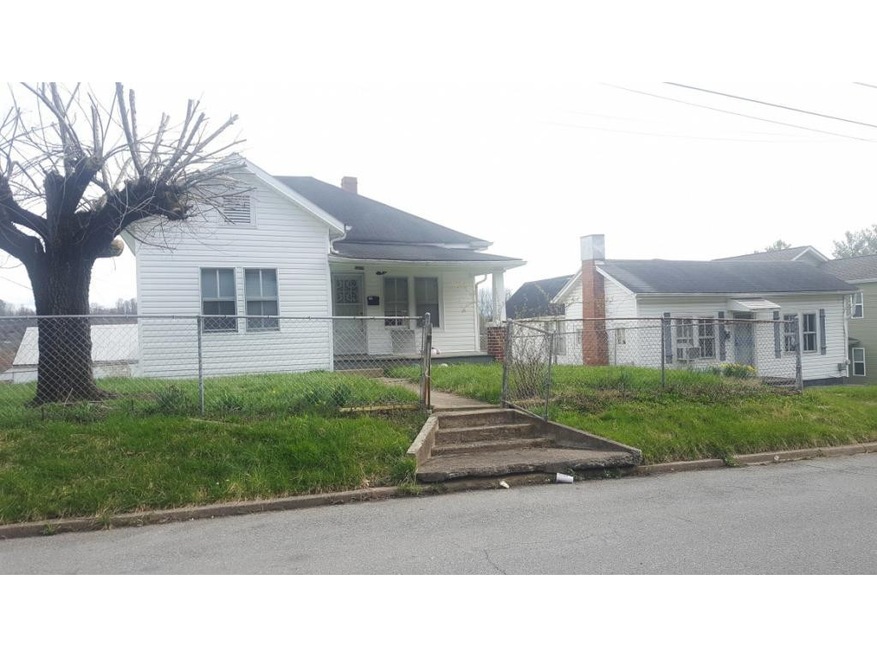 1012 E Market St, Johnson City, TN 37601 - photo 1