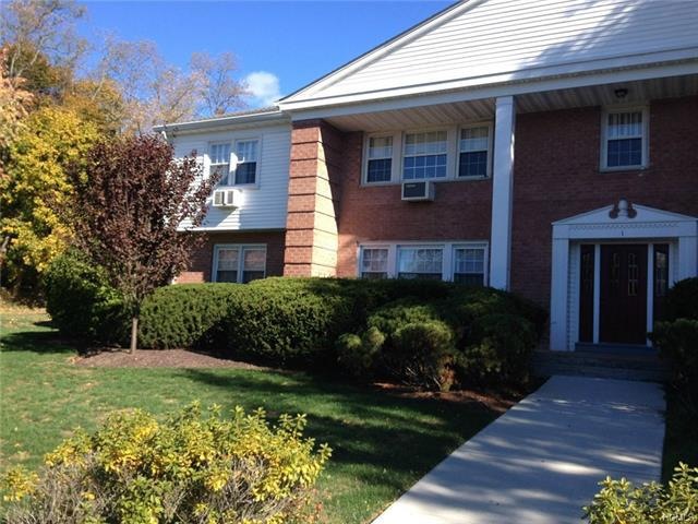 15 Roundtree Cir unit 15, Piermont, NY 10968 - photo 1