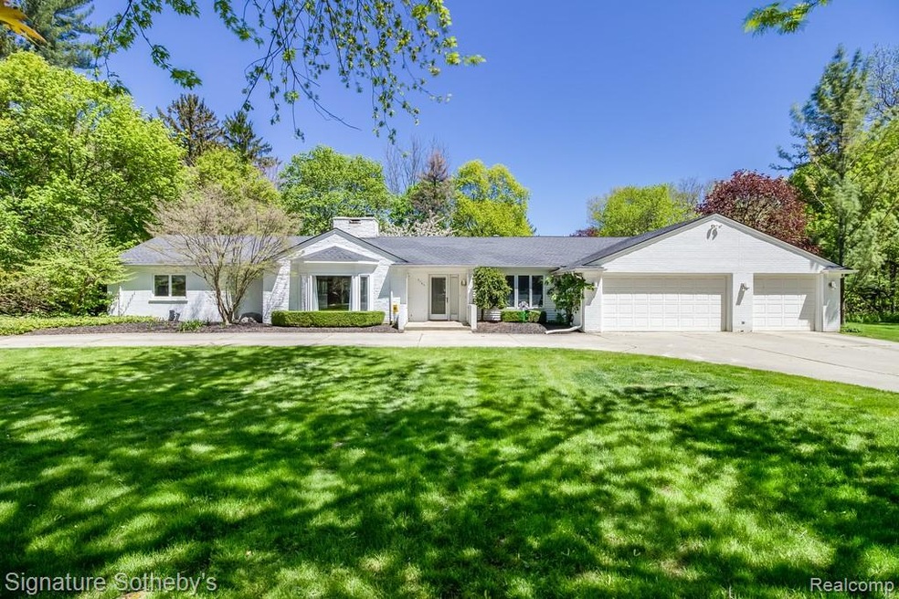 5185 Longmeadow Rd, Bloomfield Hills, MI 48304 - photo 1