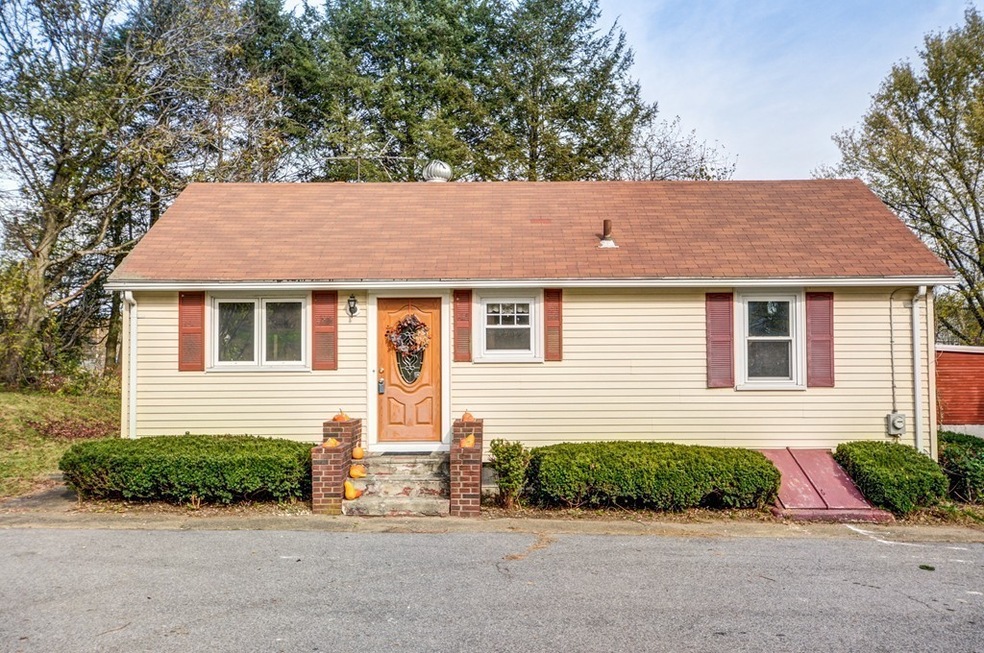 154 Forest Ave, Hudson, MA 01749 - photo 1