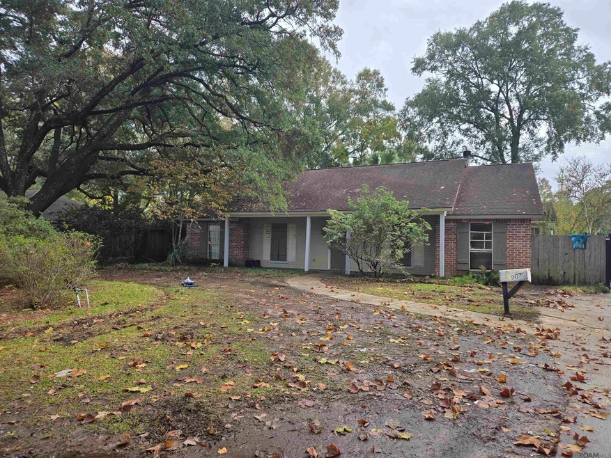 9076 Woodbine St, Baton Rouge, LA 70815 - photo 1