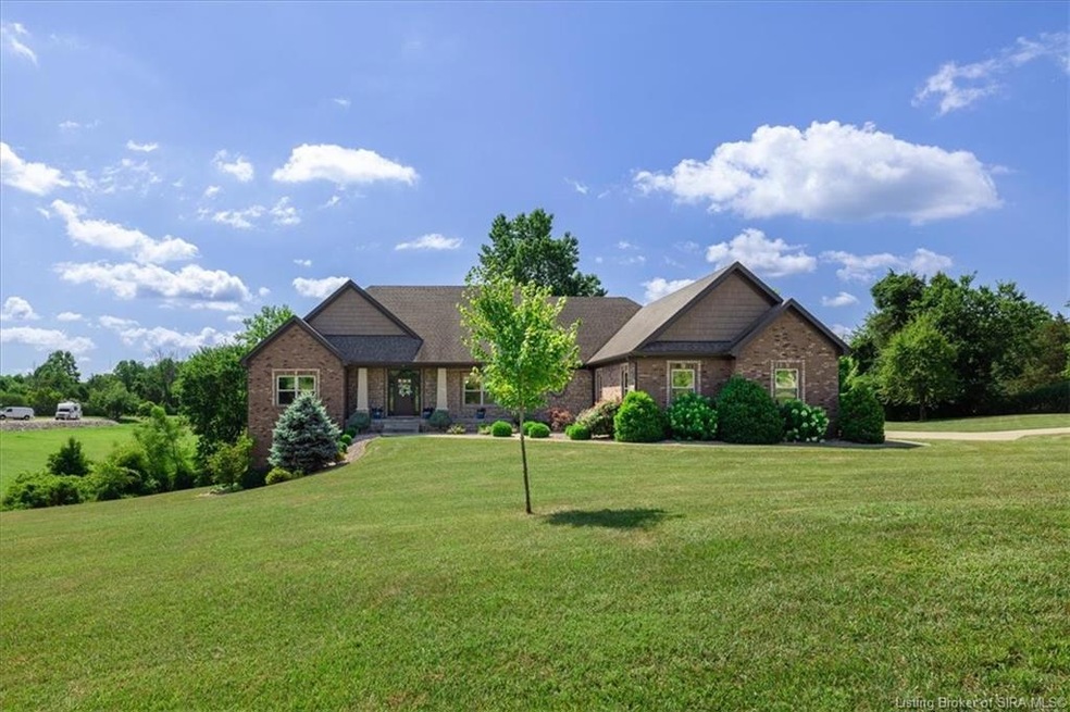 5237 Shadow Lake Dr, Floyds Knobs, IN 47119 - photo 1