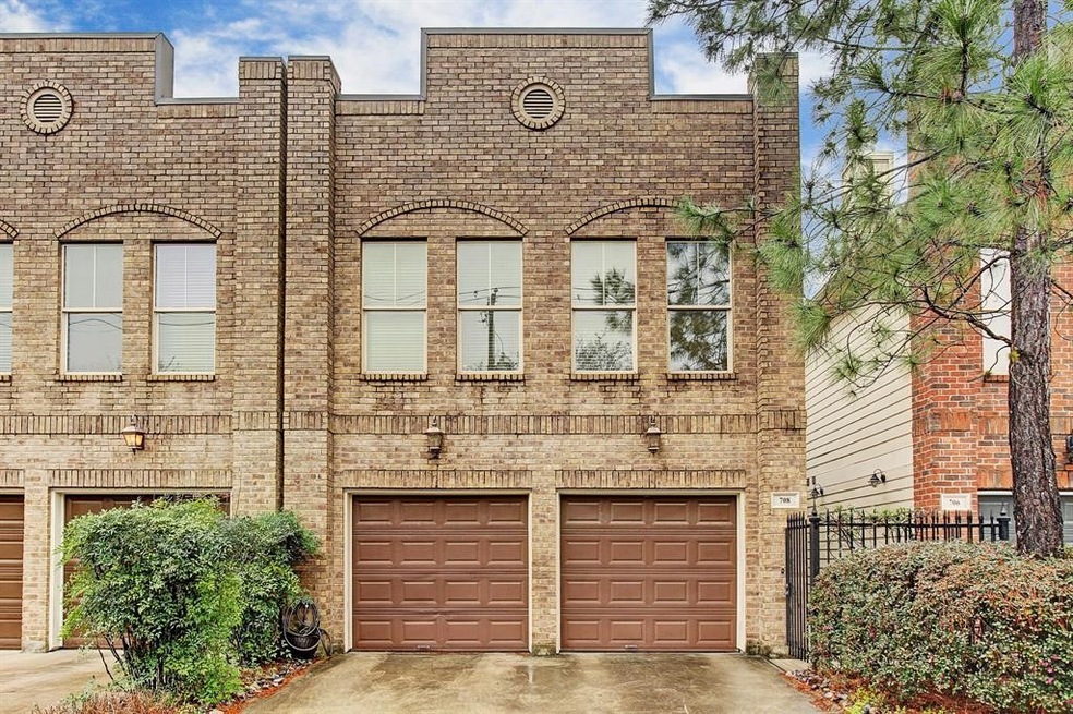 708 E 20th St, Houston, TX 77008 - photo 1