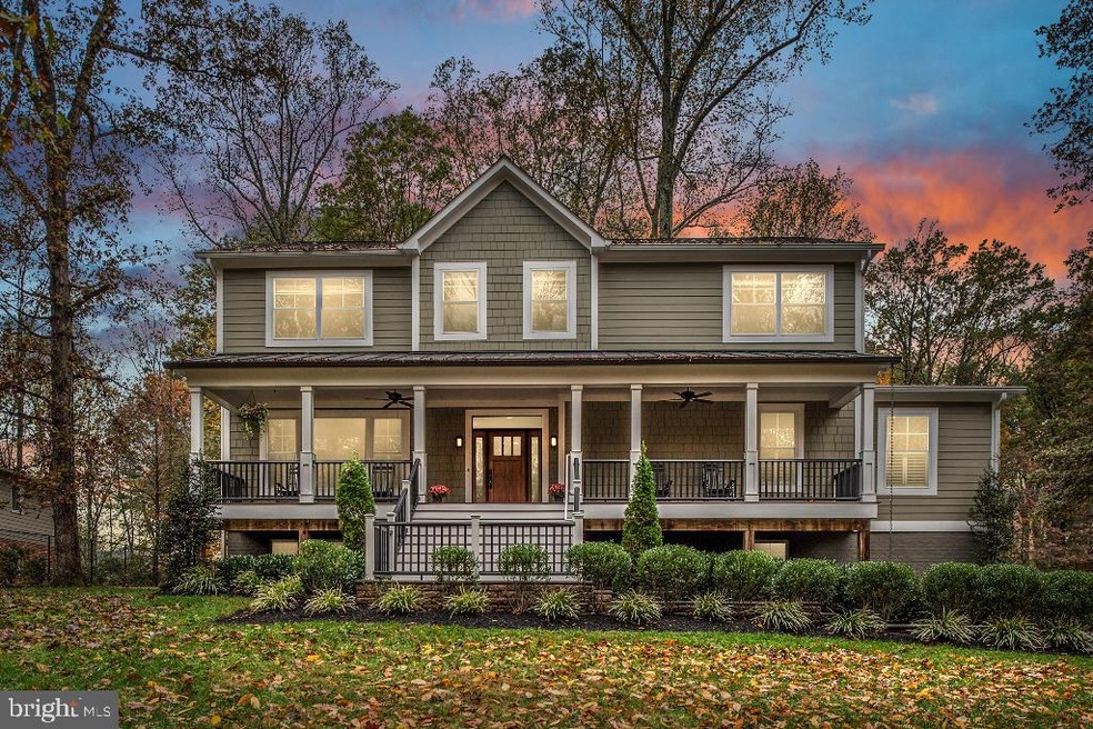 5391 Summit Dr, Fairfax, VA 22030 - photo 1