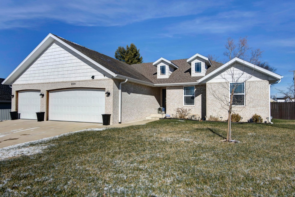 1099 E Lakota St, Nixa, MO 65714 - photo 1