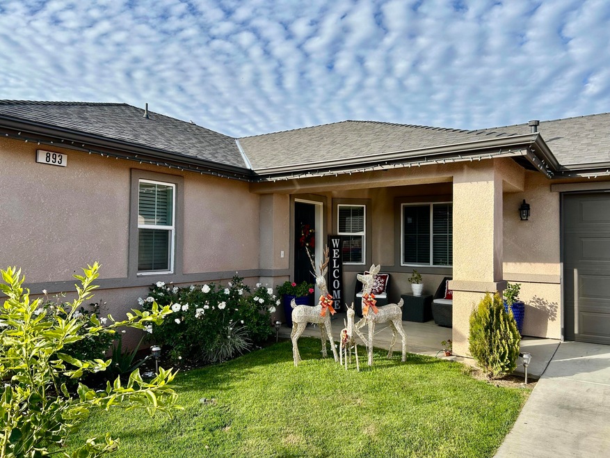 893 N Elderwood 1