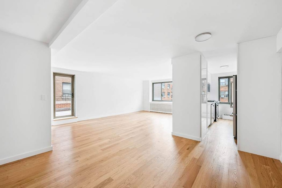 Sold $990,000 • Co-Listing Agent