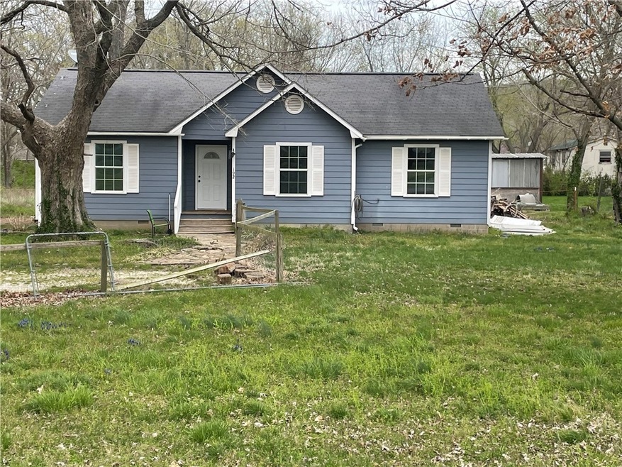 192 Maple Ave, West Fork, AR 72774 - photo 1