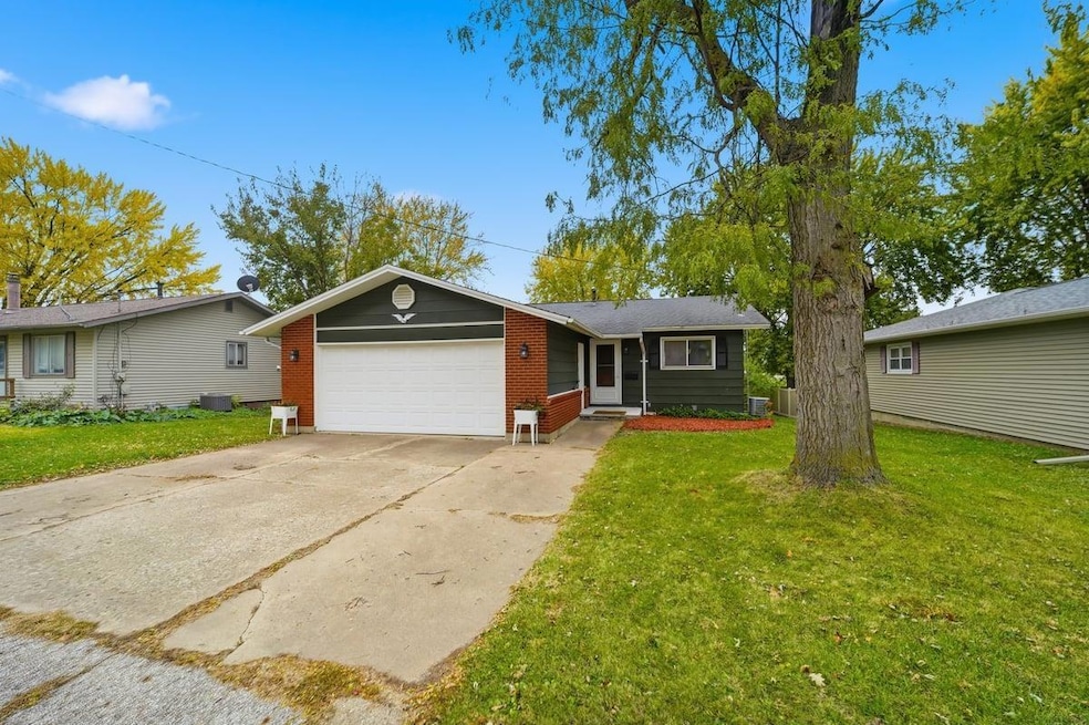 For Sale $182,500 • Co-Listing Agent