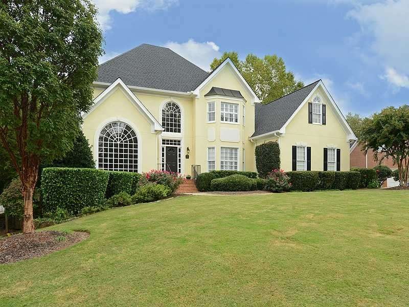 Exterior Front. Beautiful 5 bedroom, 4 bath home i