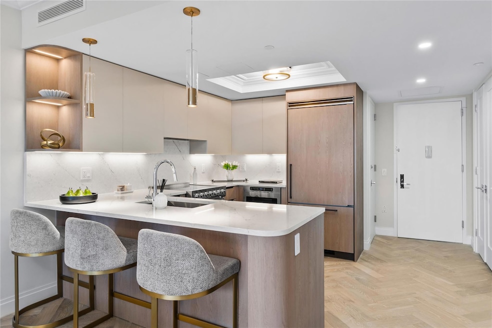 The Austin unit 318, Forest Hills, NY 11375 - photo 1