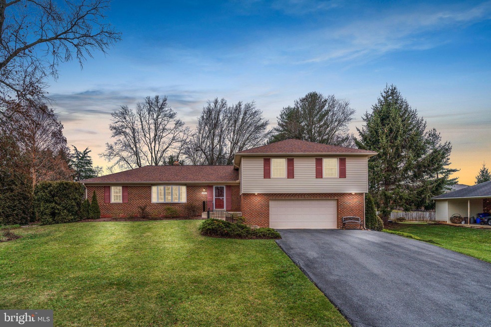 18557 Queen Elizabeth Dr, Olney, MD 20832 MLS MDMC2117926