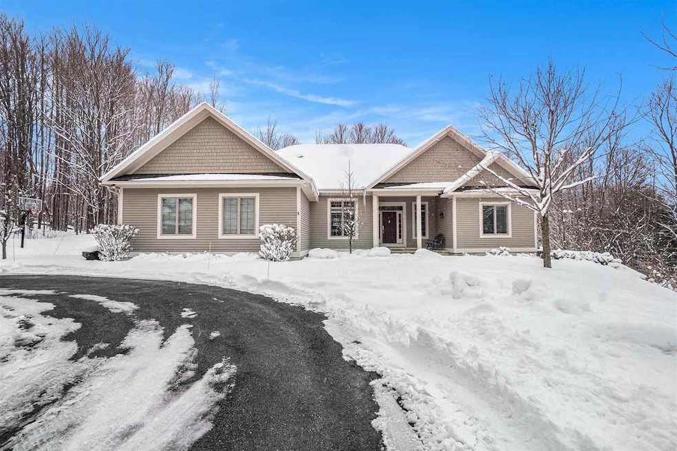 Sold $895,000