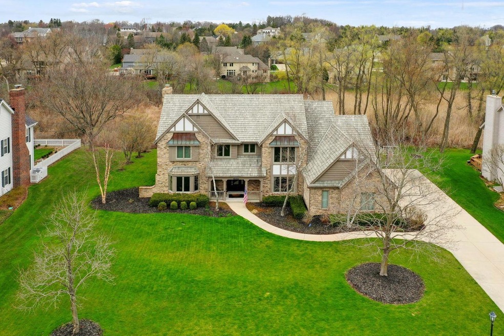 Move-In Ready Brookfield Beauty!