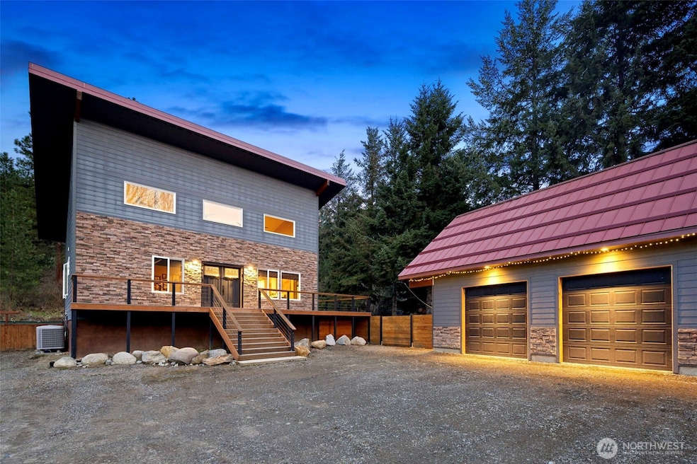 For Sale $1,249,000 • Co-Listing Agent