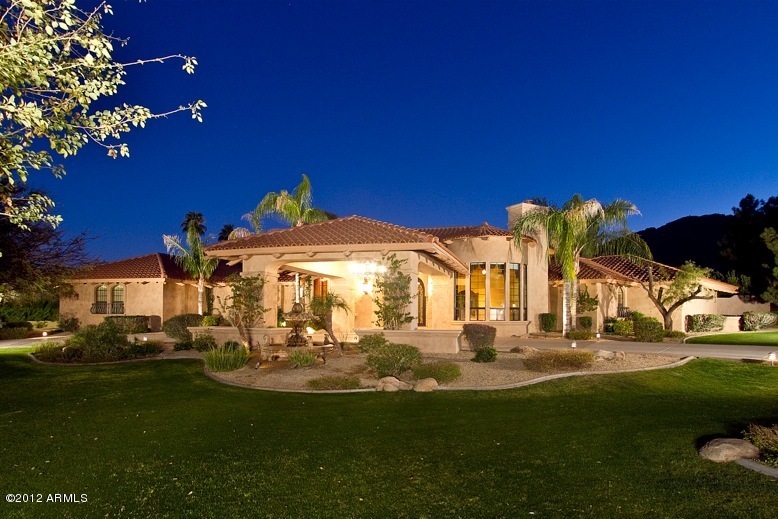 6112 N. Yucca