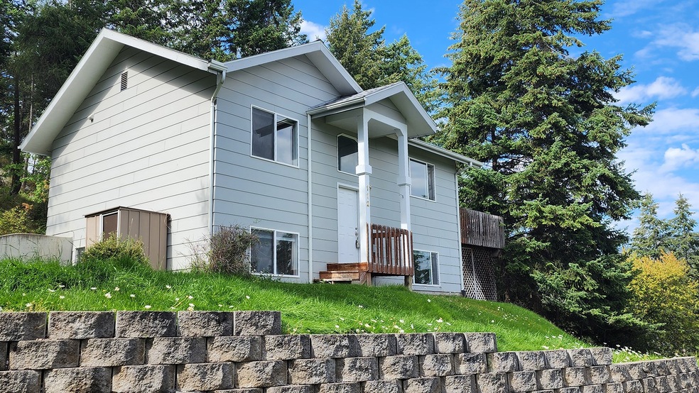 112 Tamarack Woods Dr, Lakeside, MT 59922 - photo 1