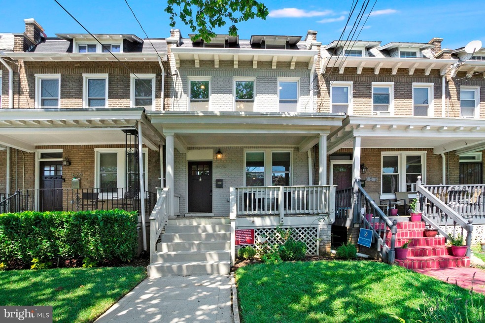 626 Franklin St NE, Washington, DC 20017 - photo 1