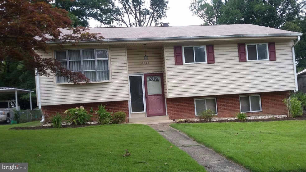 8804 Crandall Rd, Lanham, MD 20706 - photo 1