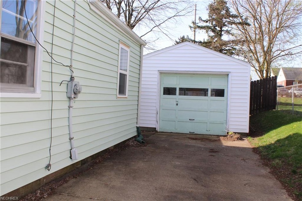 1616 32nd St NE, Canton, OH 44714 - photo 1