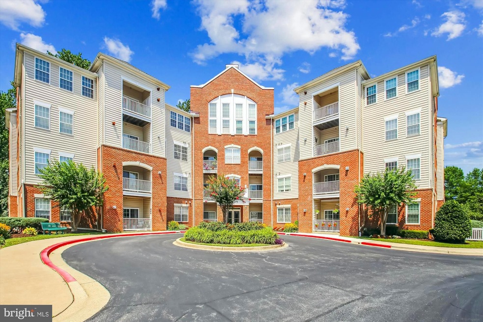 2610 Chapel Lake Dr unit 208, Gambrills, MD 21054 - photo 1