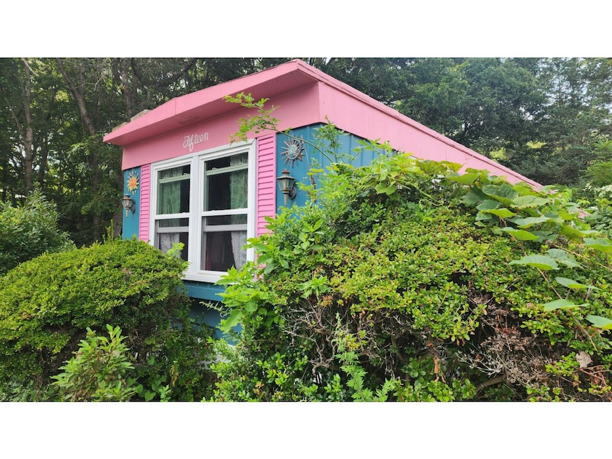 703 Fresh Pond Ave unit 15, Calverton, NY 11933 - photo 1