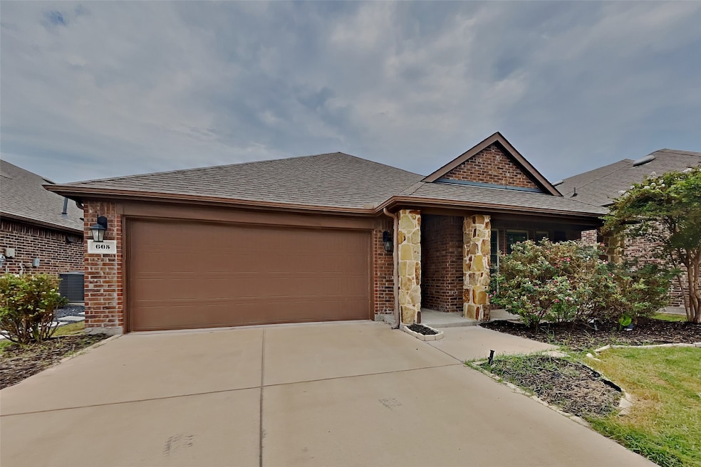 605 Stars Dr, Anna, TX 75409 - photo 1