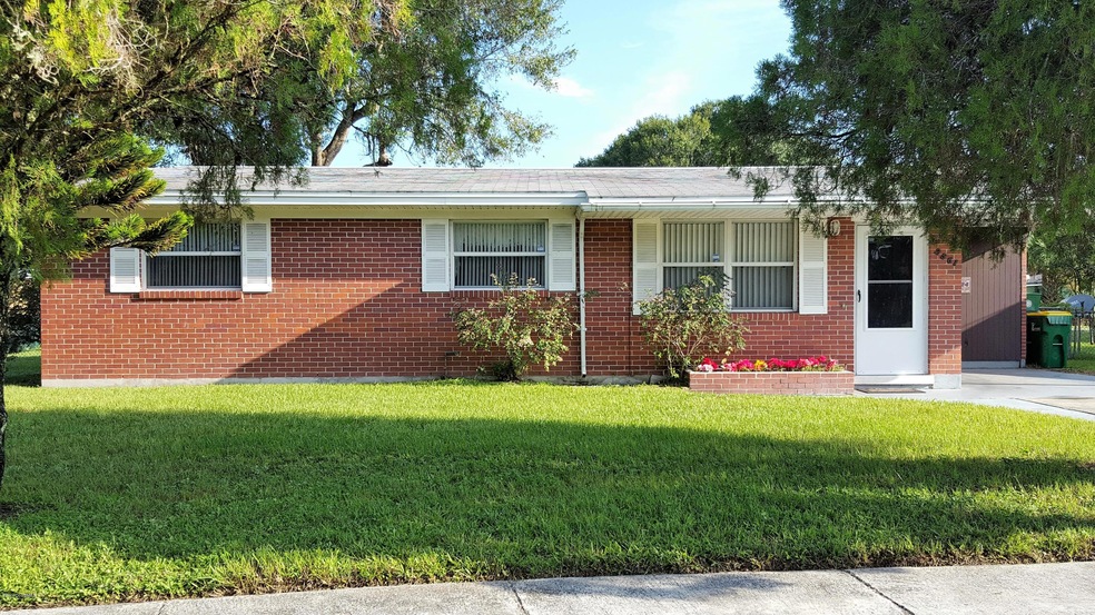 1 House Stratford