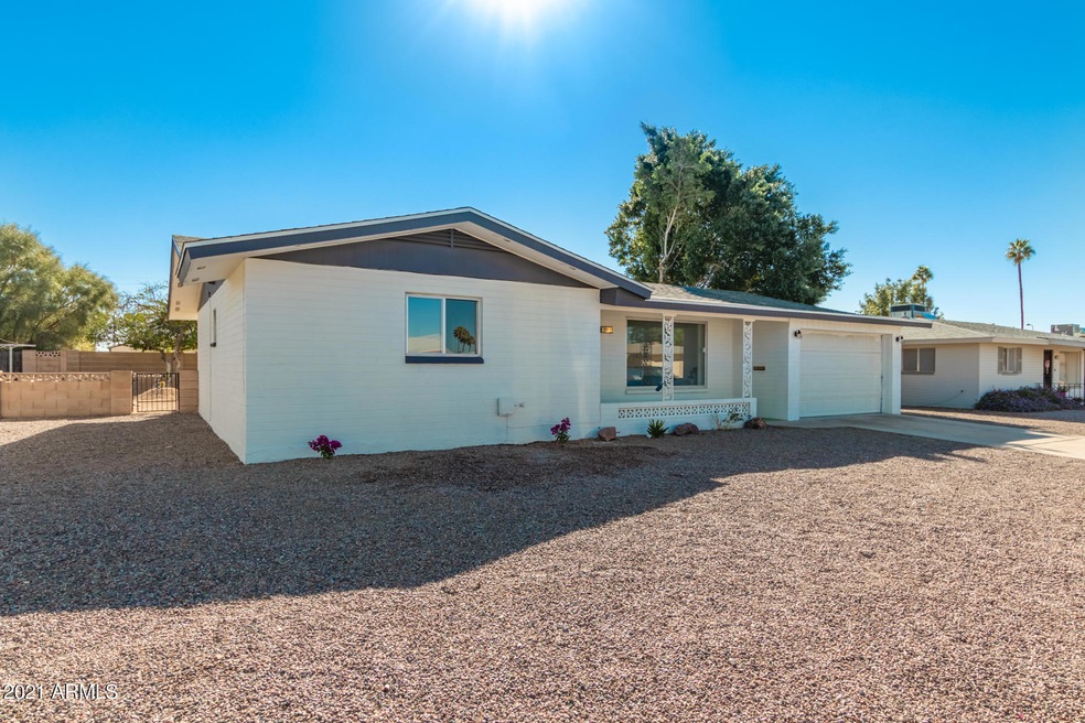 5619 E Dallas St, Mesa, AZ 85205 - photo 1