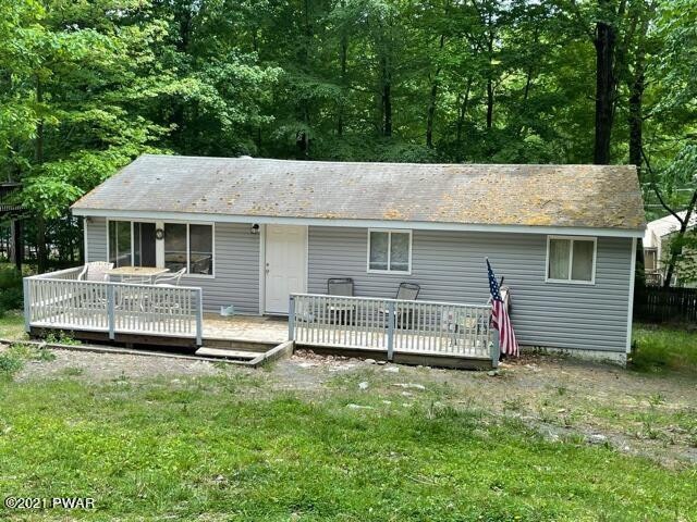 118 Hawthorne Dr, Dingmans Ferry, PA 18328 - photo 1