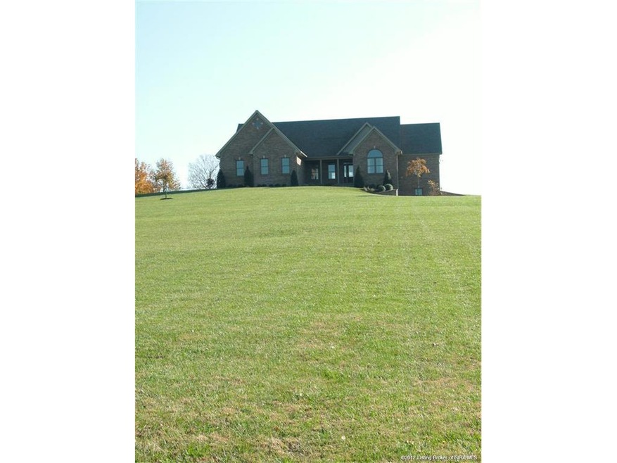 8680 Starlight Rd, Floyds Knobs, IN 47119 - photo 1