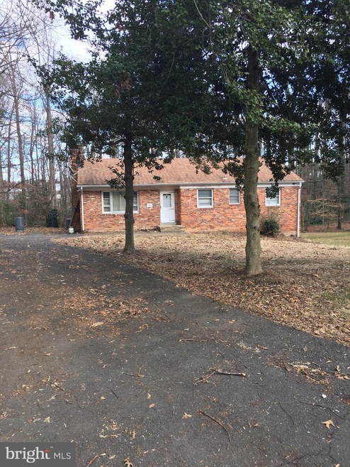 9706 Ashby Rd, Fairfax, VA 22031 - photo 1