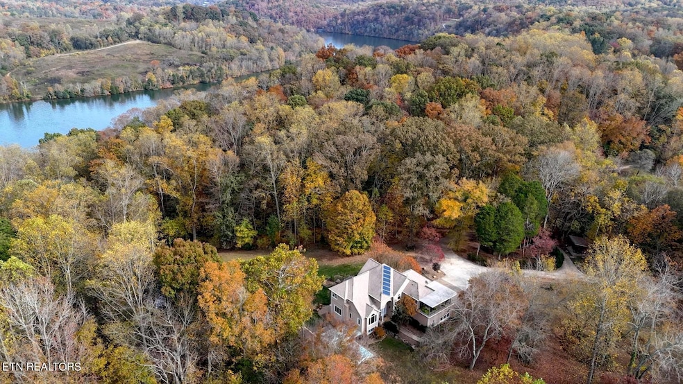 3168 W Gallaher Ferry Rd, Knoxville, TN 37932 - photo 1