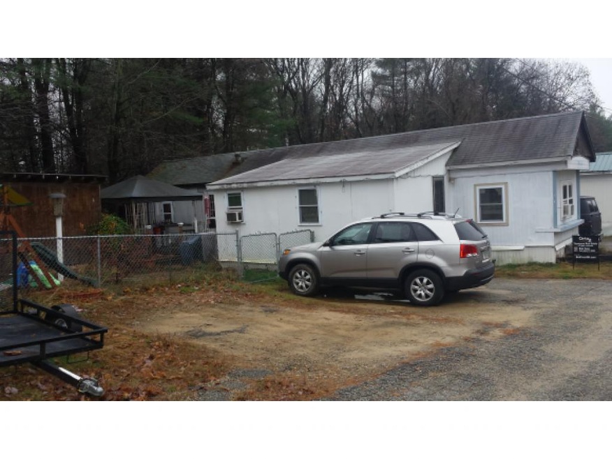 235 Dearborn Rd unit 3, Pembroke, NH 03275 - photo 1