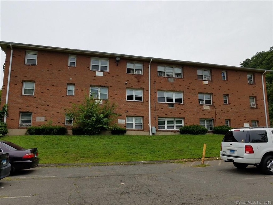 65 Donna Dr unit C1, New Haven, CT 06513 - photo 1