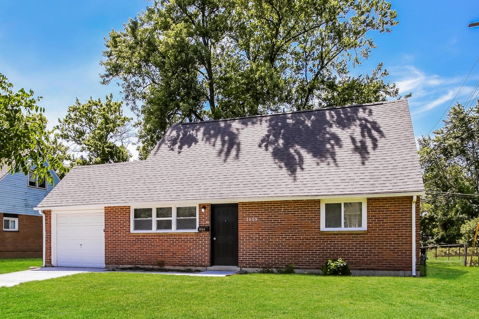 000-photo-front-view-11187932