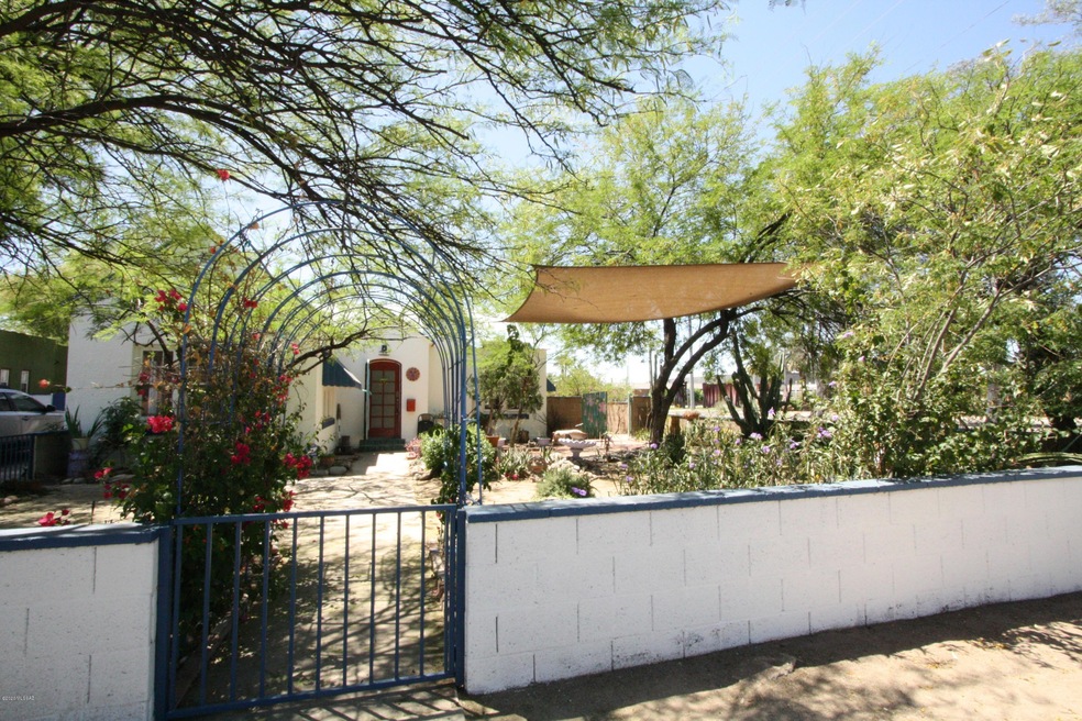 1902 E Hawthorne St, Tucson, AZ 85719 - photo 1