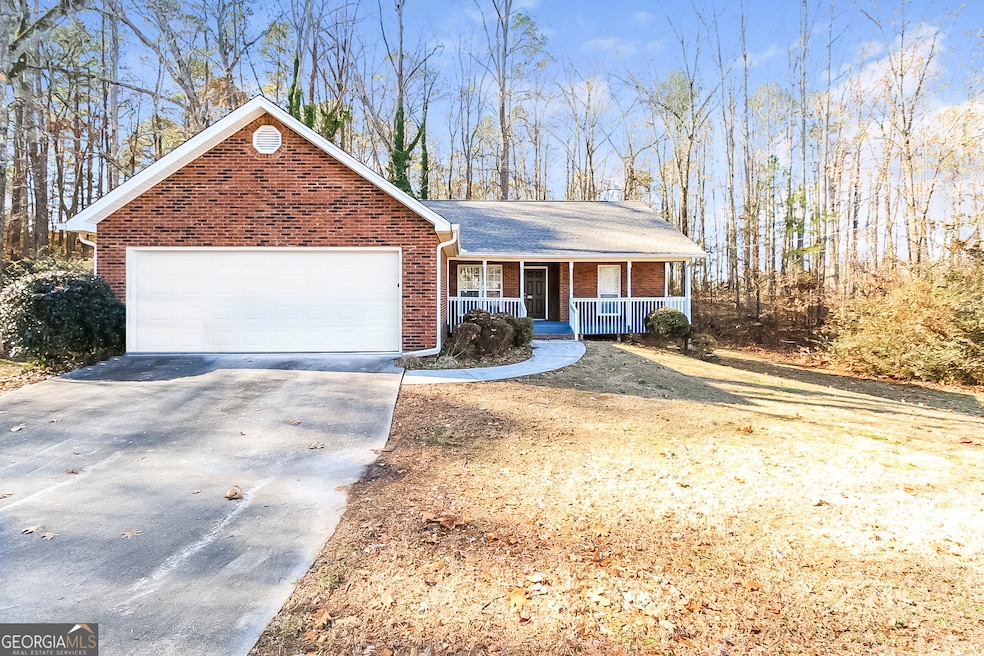 340 Sharon Dr, Fayetteville, GA 30214 - photo 1