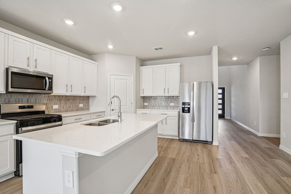 411 Midnight Oak Dr, McKinney, TX 75069 - photo 1