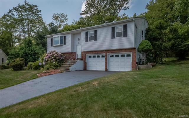 9 Hall Ct, Monroe, NY 10950 - photo 1