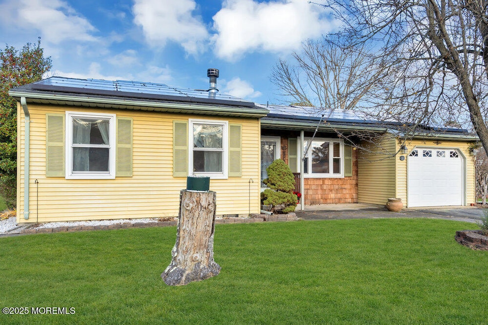 9 Apple Ln, Whiting, NJ 08759 - photo 1