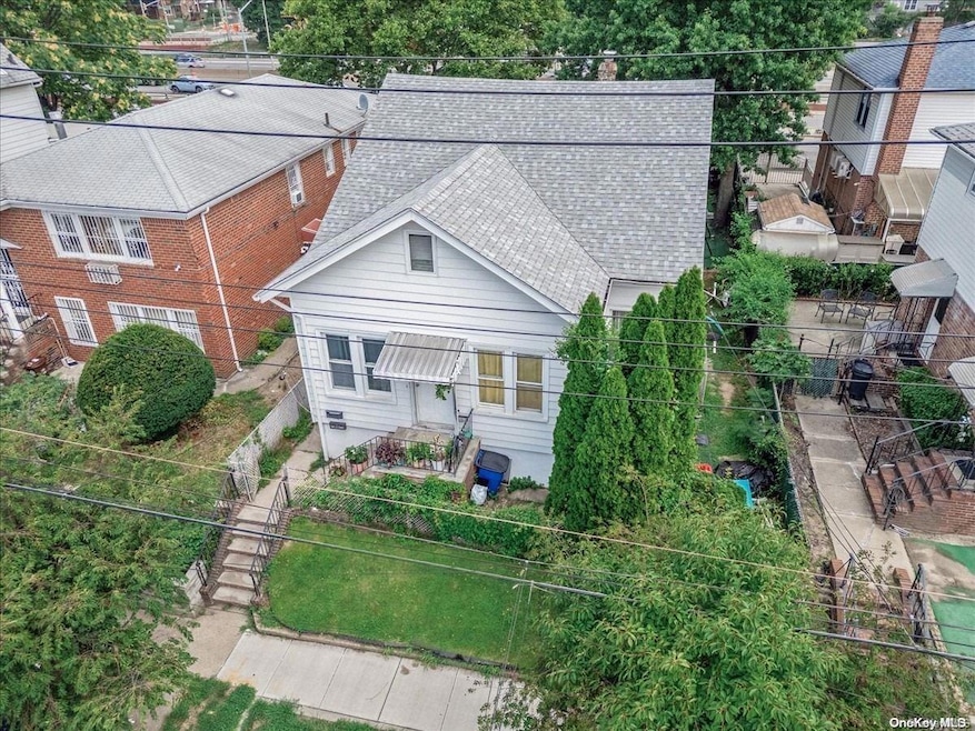 136-19 61st Rd, Flushing, NY 11367 - photo 1