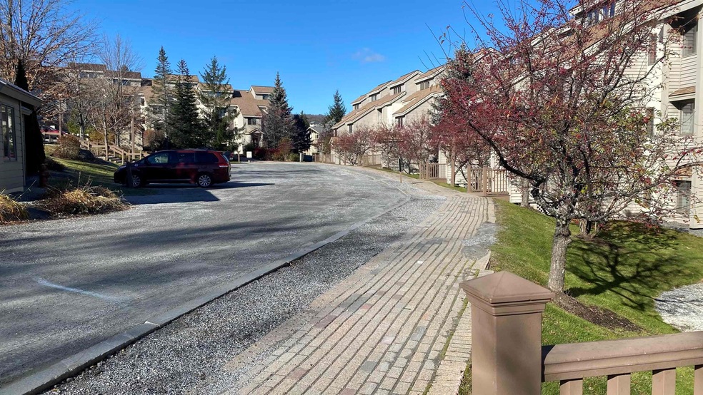 12 Ober Tal Dr unit C-34, Stratton, VT 05360 - photo 1