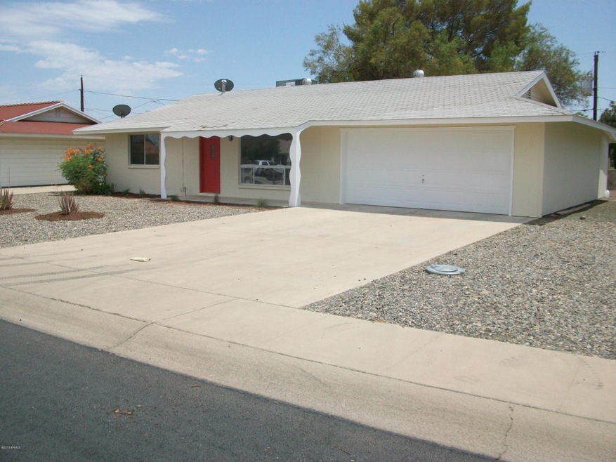 10907 N Connecticut Front 4