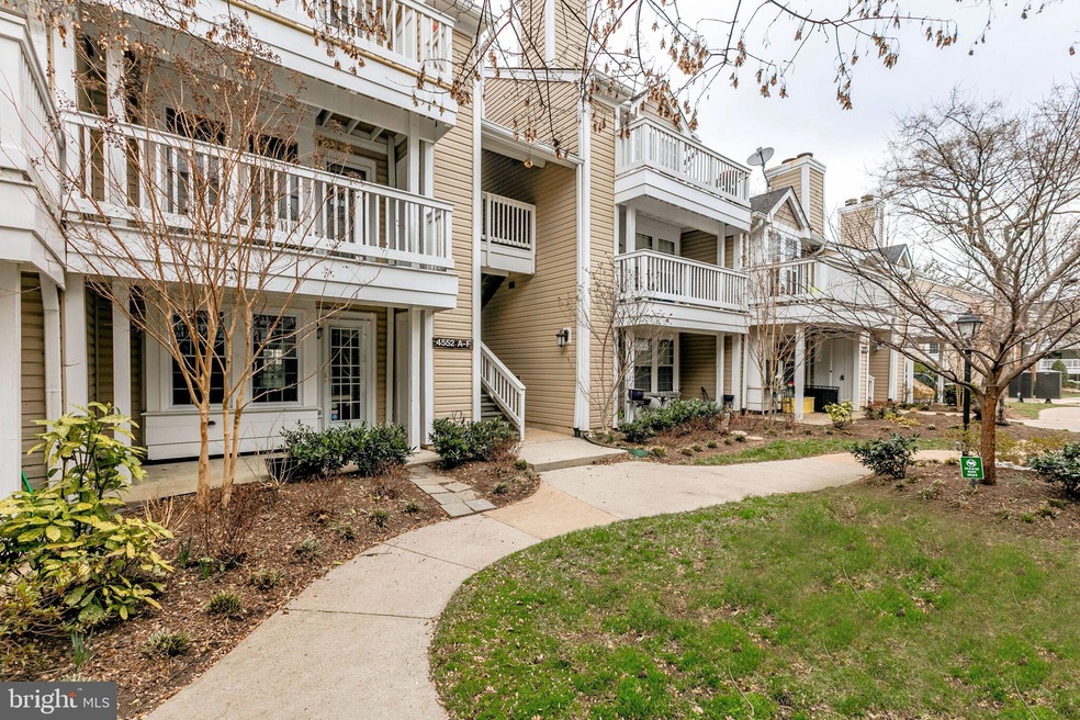 4552 28th Rd S unit 166, Arlington, VA 22206 - photo 1