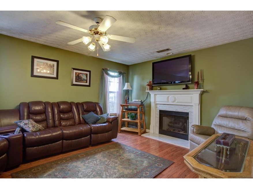 3715 Crescent Walk Ln, Suwanee, GA 30024 - photo 1