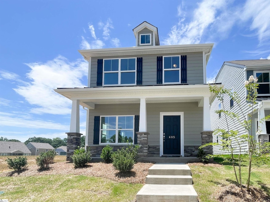Sold $295,333 • Co-Listing Agent