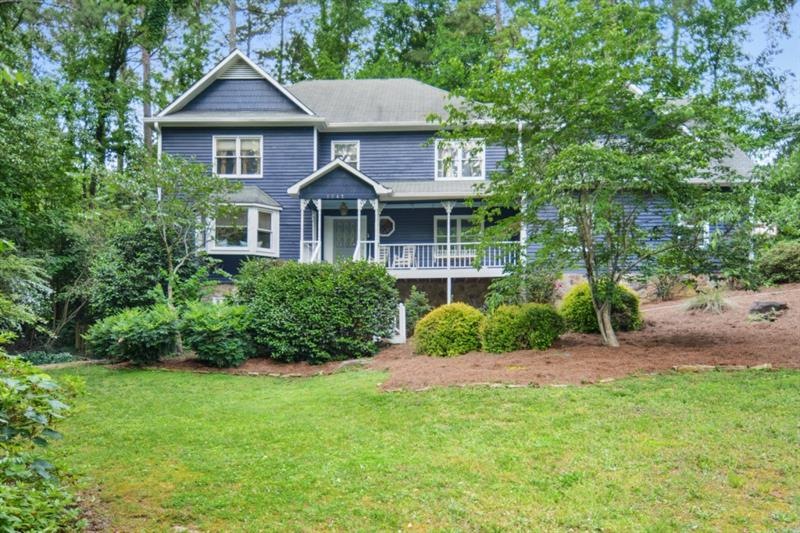 WELCOME to this great Cul-de-sac home in the highl