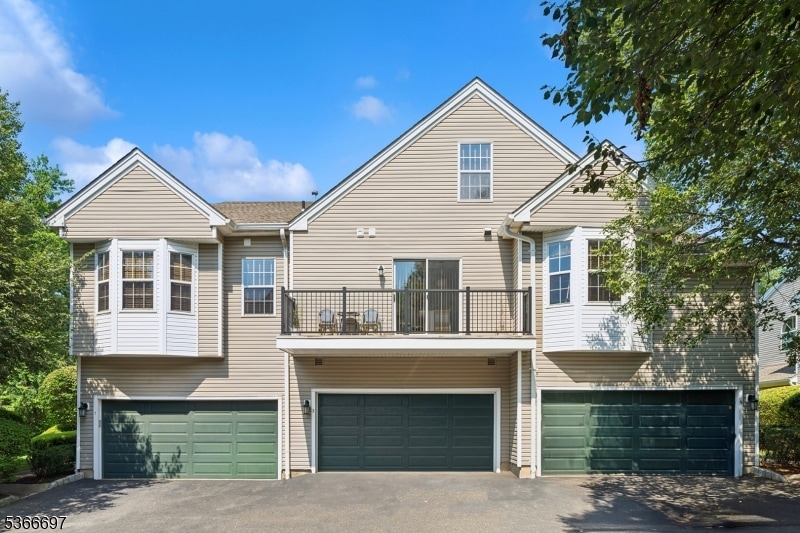 3 Oak Knoll Ln, Bedminster, NJ 07921 - photo 1