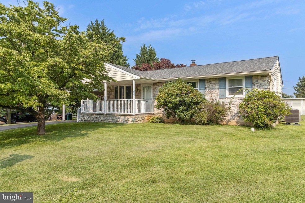 6219 E Hemlock Dr, Sykesville, MD 21784 - photo 1